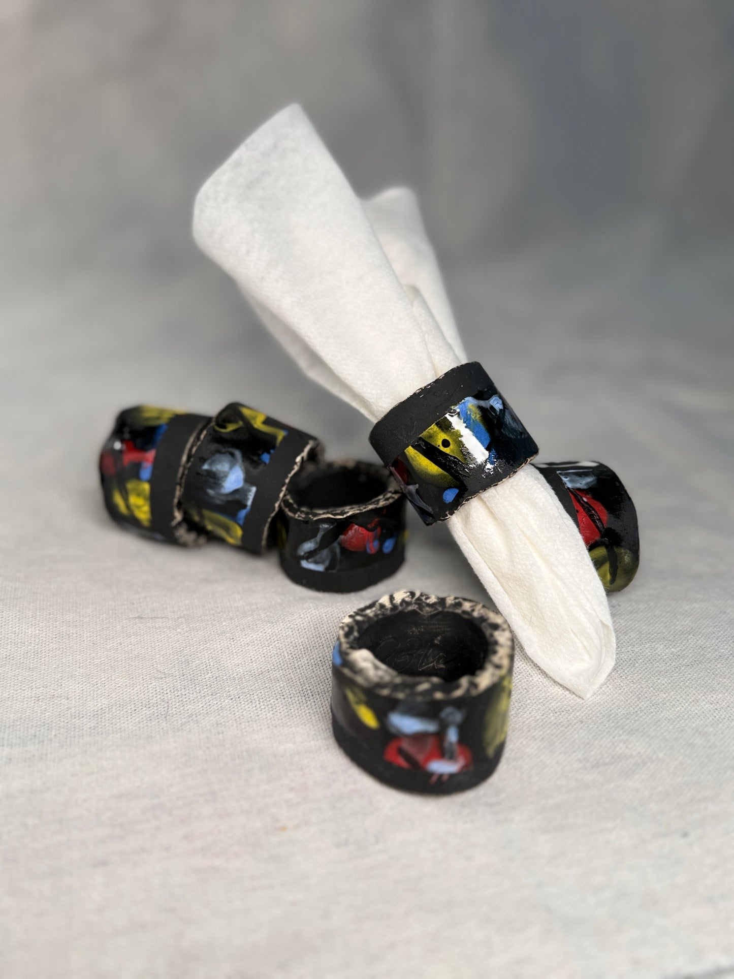 6 Napkin Rings and Bowl